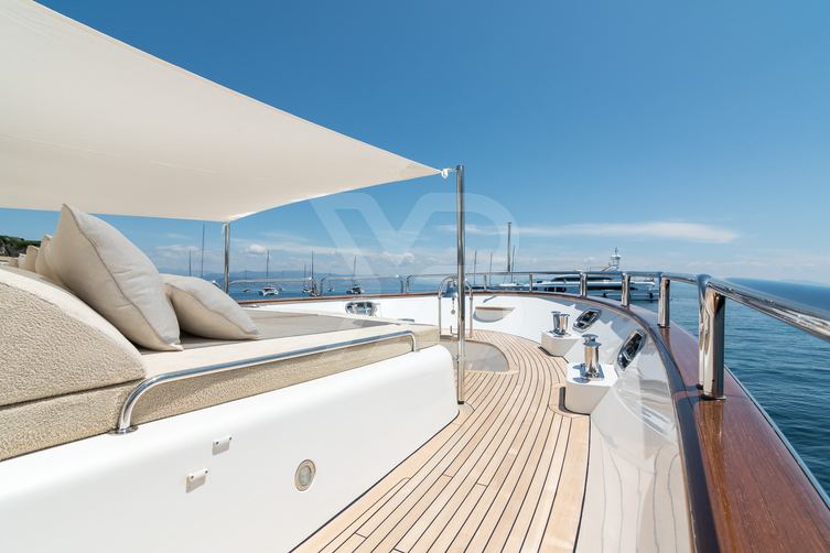 Endless Summer yacht exterior 13