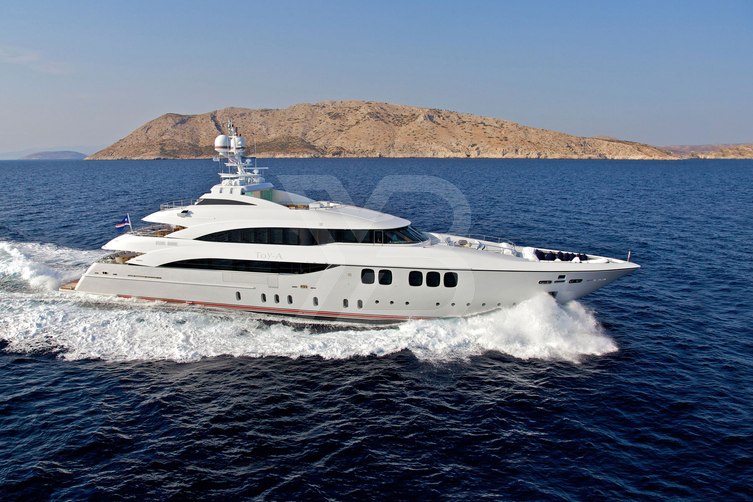 Toy-A yacht exterior 7