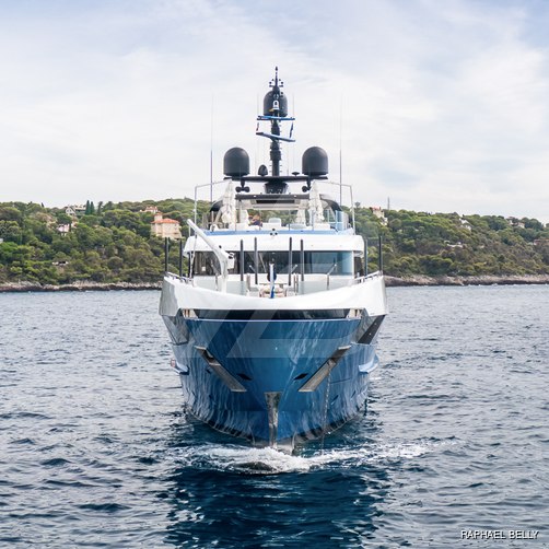 Oceanbird yacht exterior 11