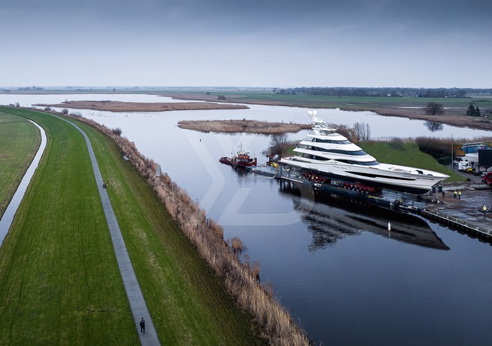 Special One yacht exterior 20