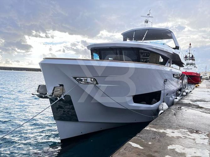 Atrice yacht exterior 3
