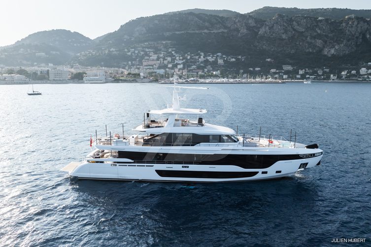 Abie yacht exterior 8