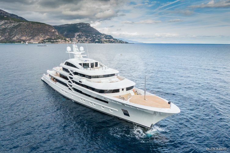 Project X yacht exterior 17