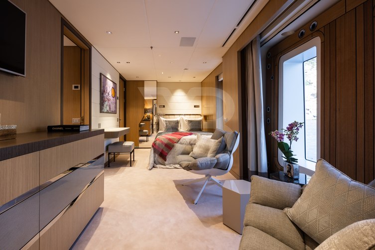 Artisan yacht interior 62