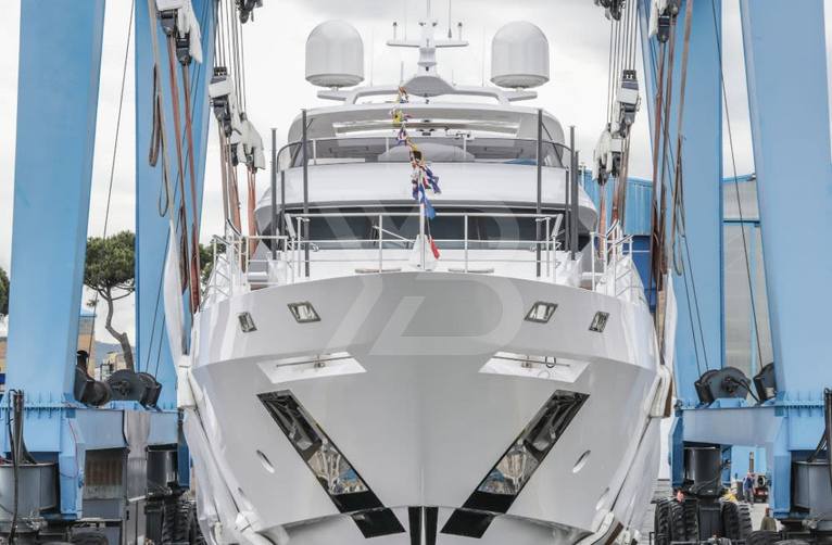 Emuna yacht exterior 7