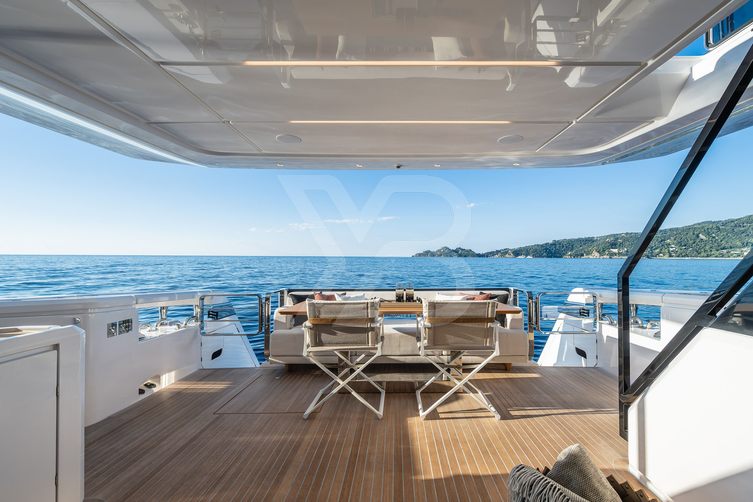 Ferretti 800/01 yacht exterior 5