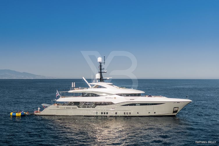 Moonraker yacht exterior 2
