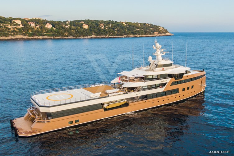 La Datcha yacht exterior 53