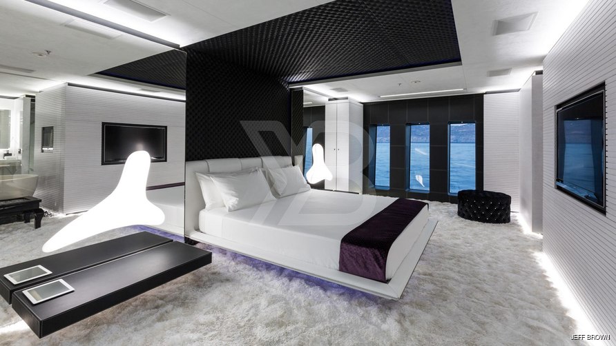 Ocean Paradise yacht interior 21