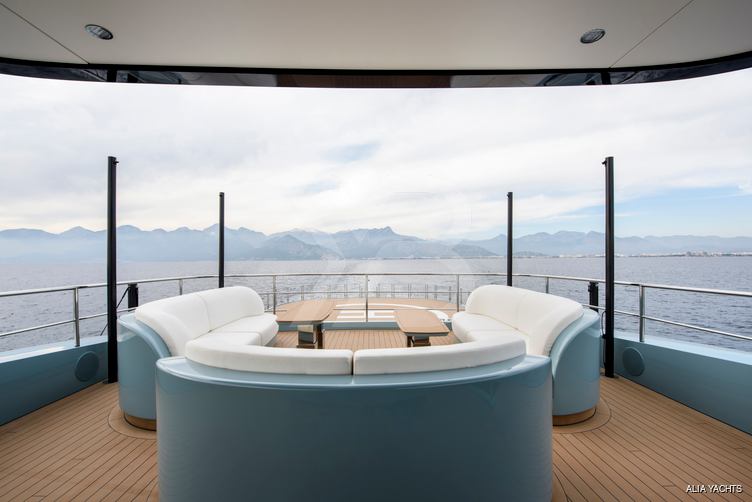 Limerence yacht interior 14