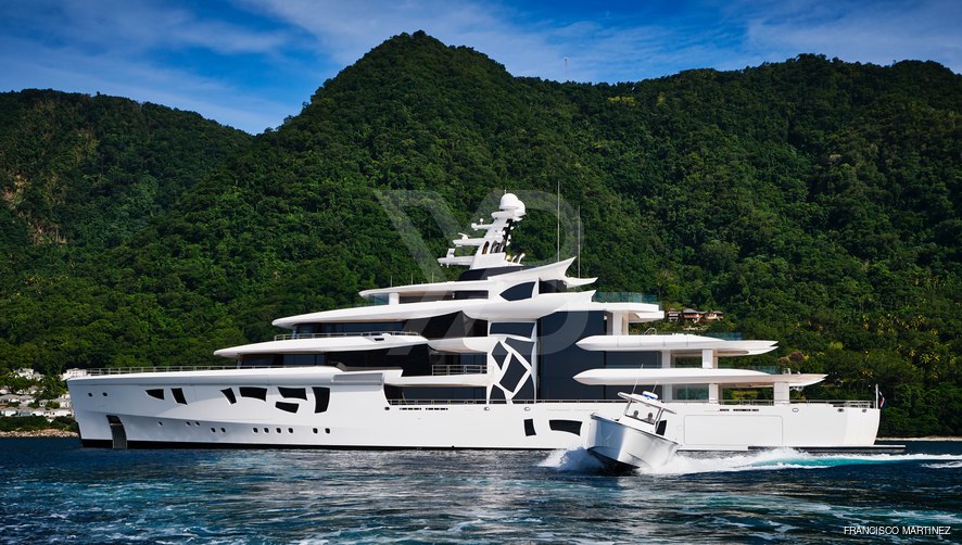 Artefact yacht exterior 2