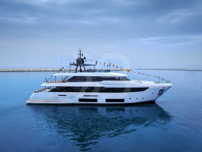 Stradodo' The Original One yacht exterior 2