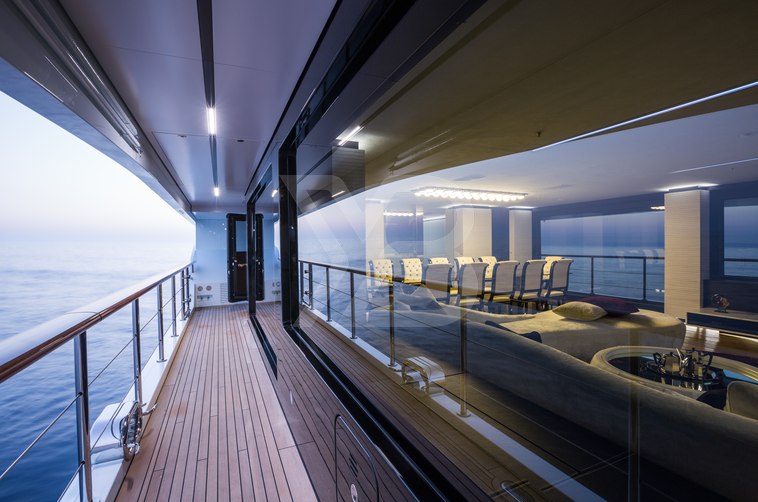 Ocean Paradise yacht exterior 30