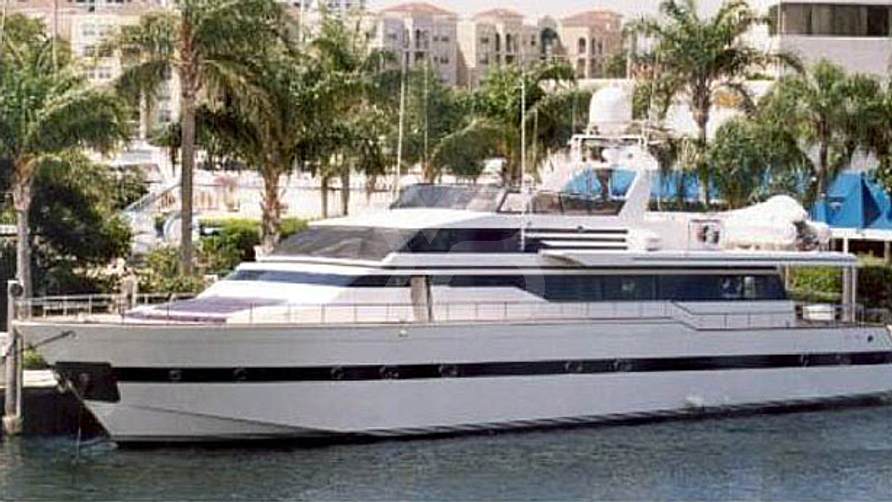 Cipango  yacht exterior 2