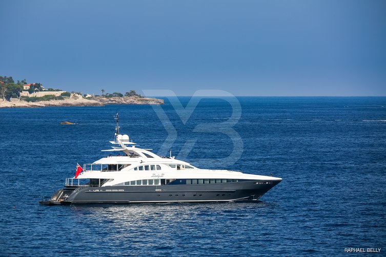 Lady L yacht exterior 3