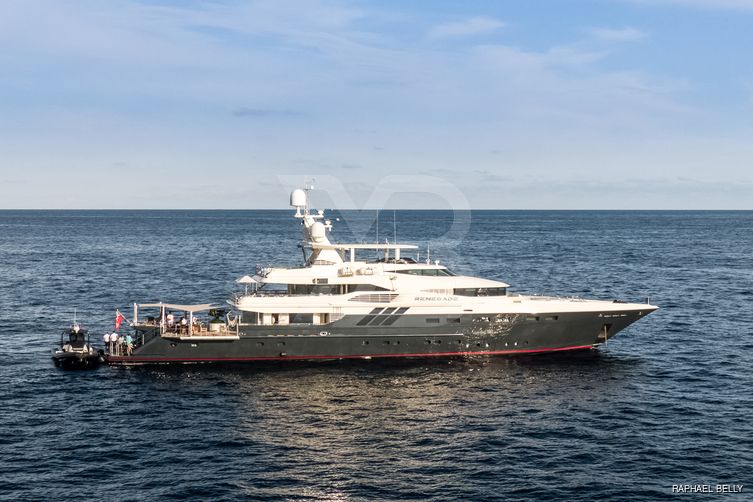 Renegade yacht exterior 12