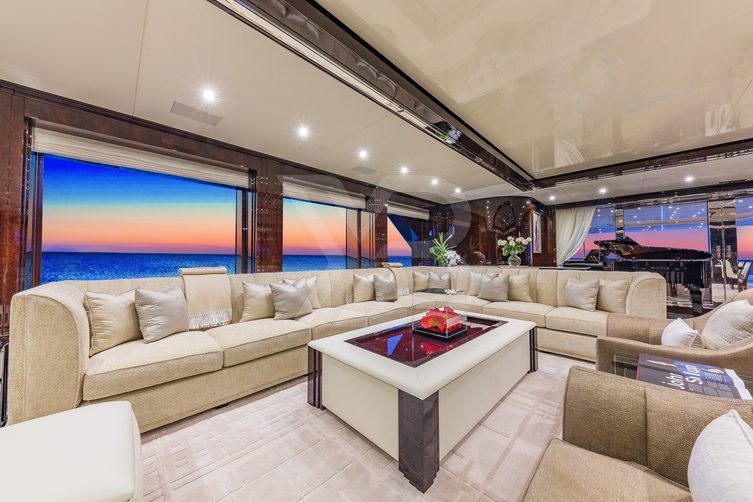 Spectre yacht interior 34