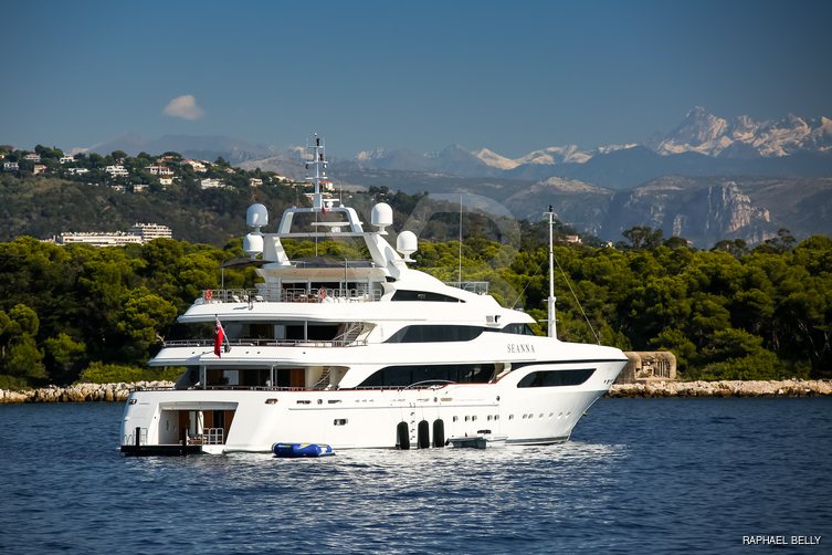 Seanna yacht exterior 11