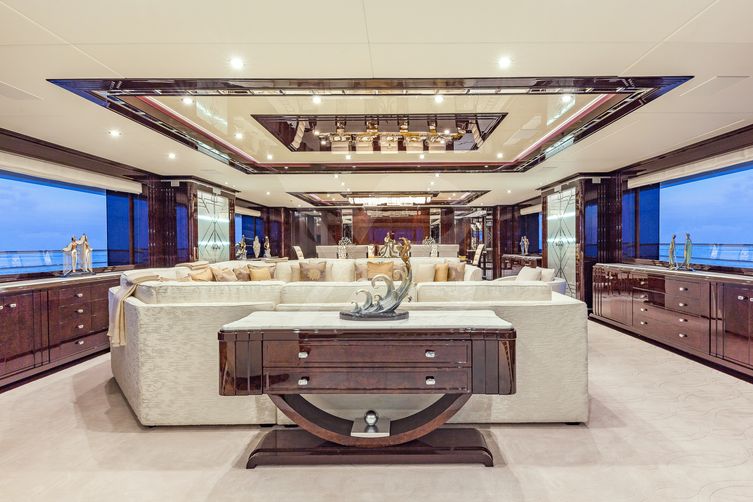 Spectre yacht interior 12