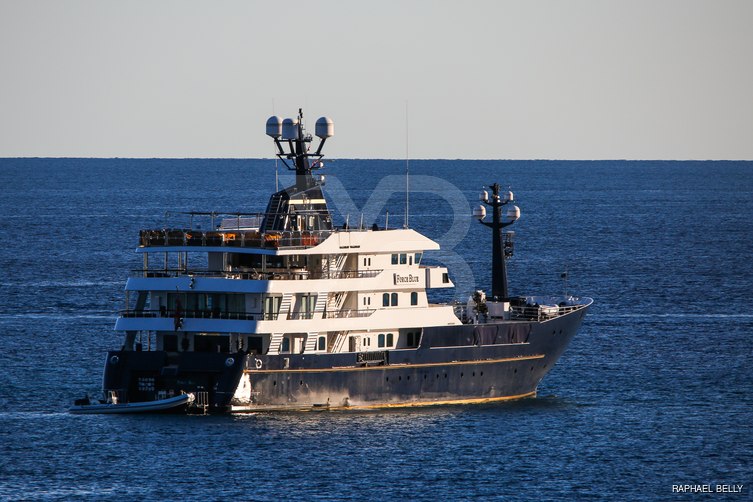 Force Blue yacht exterior 6