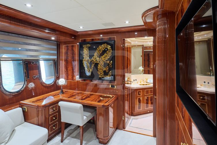 Ability yacht interior 19