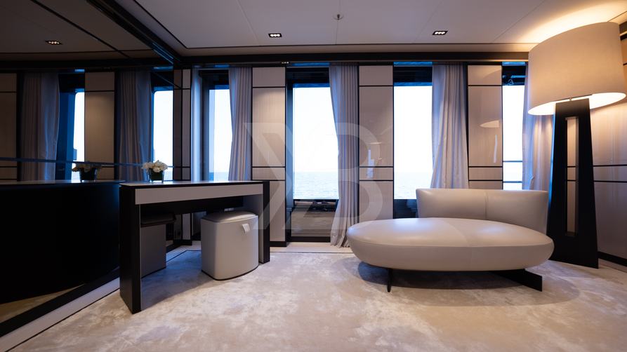 Reliance yacht interior 21