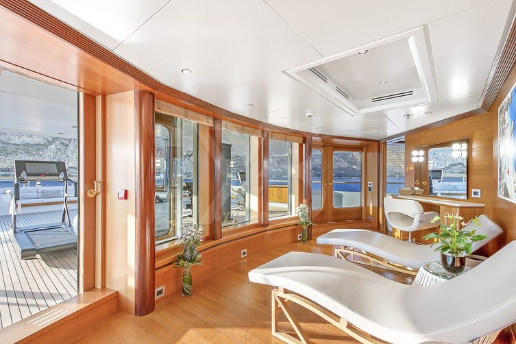 Boadicea yacht interior 20