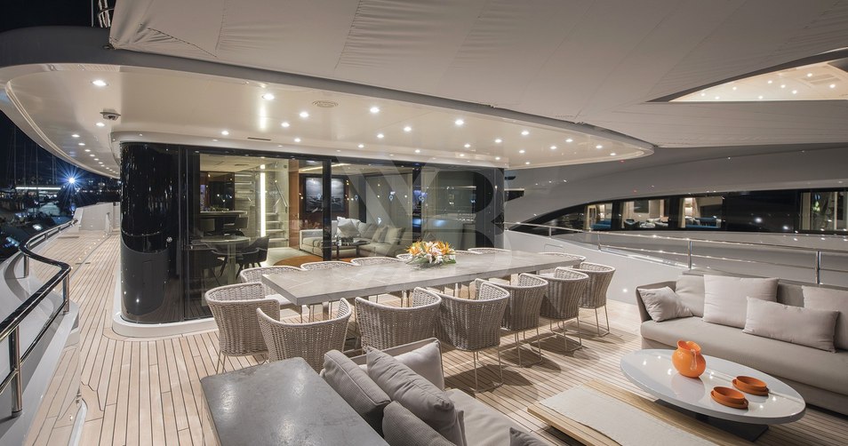 X yacht interior 7