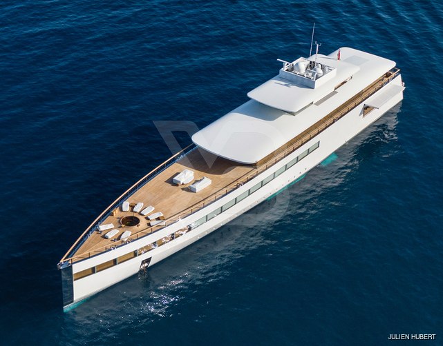 Venus yacht exterior 15