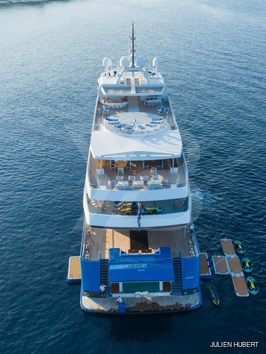 Queen Miri yacht exterior 33