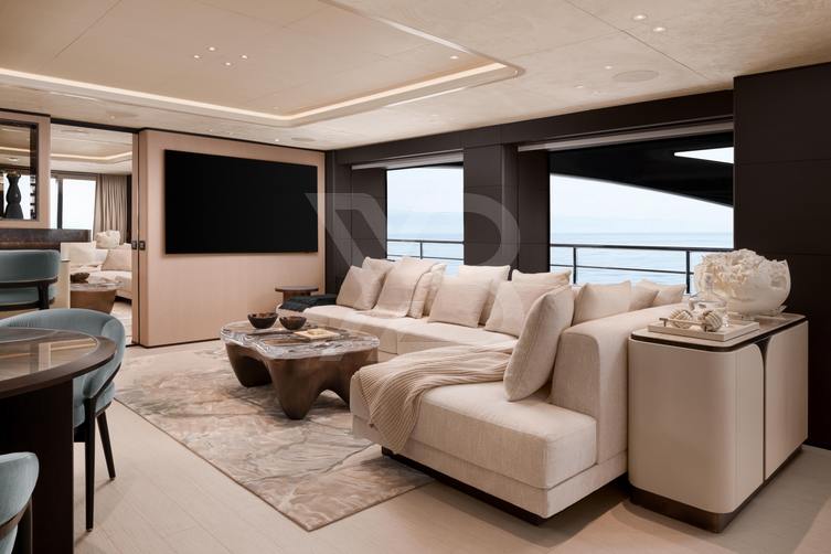 Asani yacht interior 19