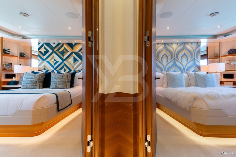 Botti yacht interior 13