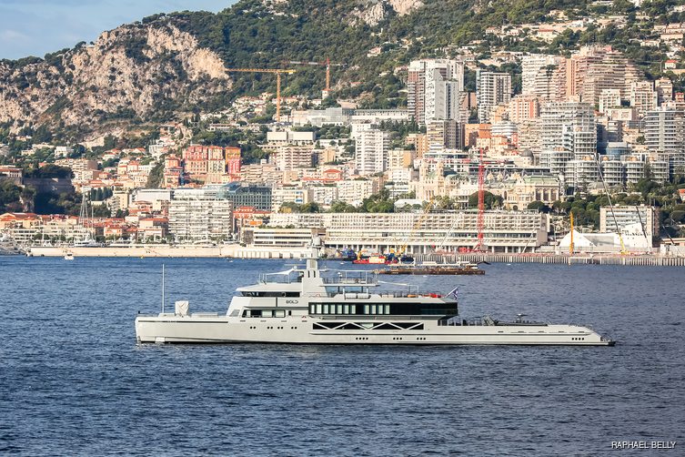 Bold yacht exterior 63