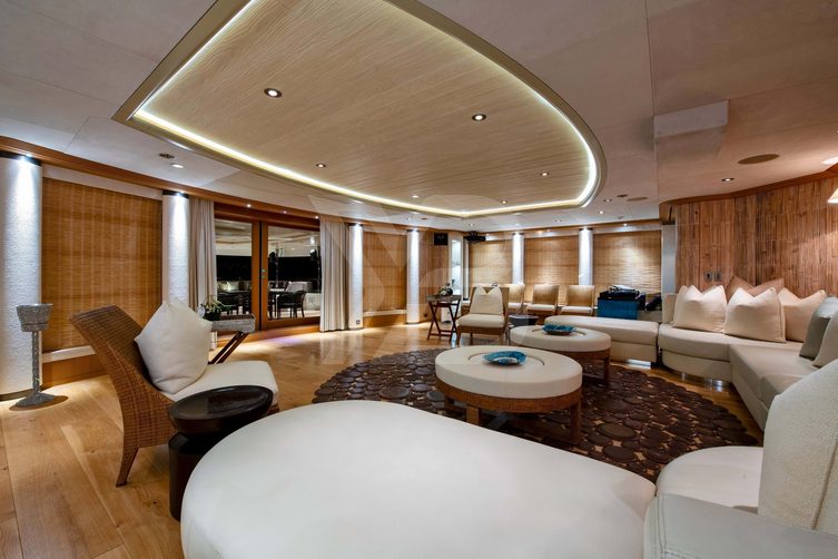 Sunrays yacht interior 21