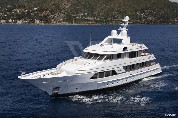 GO yacht exterior 5