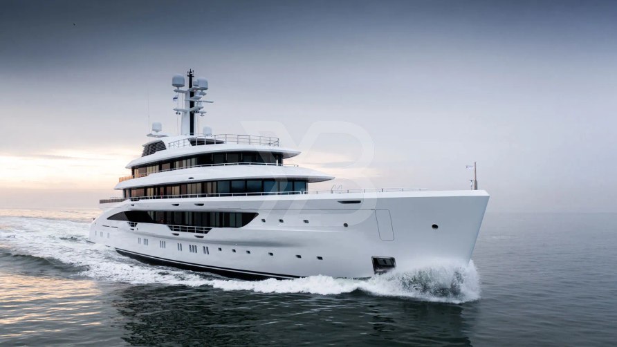 Energy yacht exterior 2