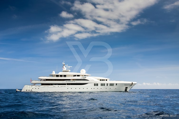 Elements yacht exterior 22