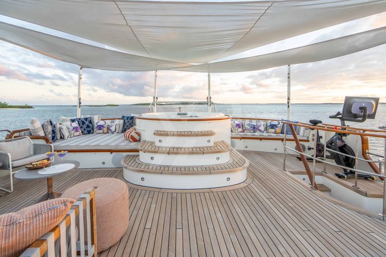 Calypso yacht exterior 4