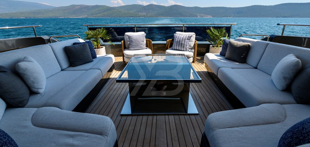 Tatiana V yacht interior 18