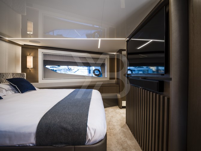 Bandazul yacht interior 9