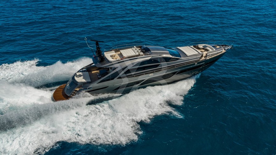 One Spin 3 yacht exterior 2