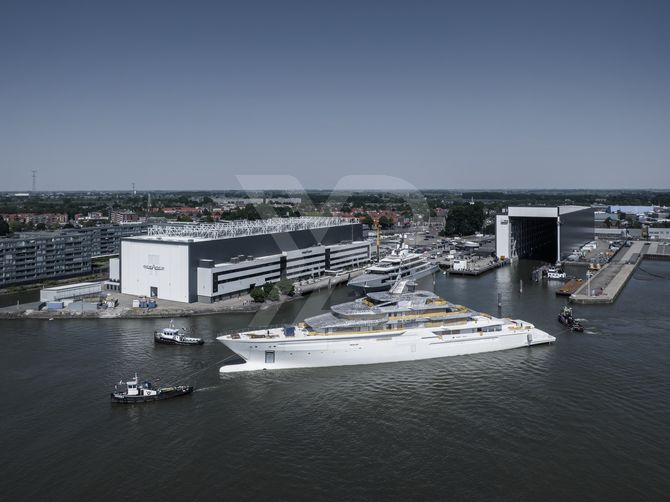 Leviathan yacht exterior 11