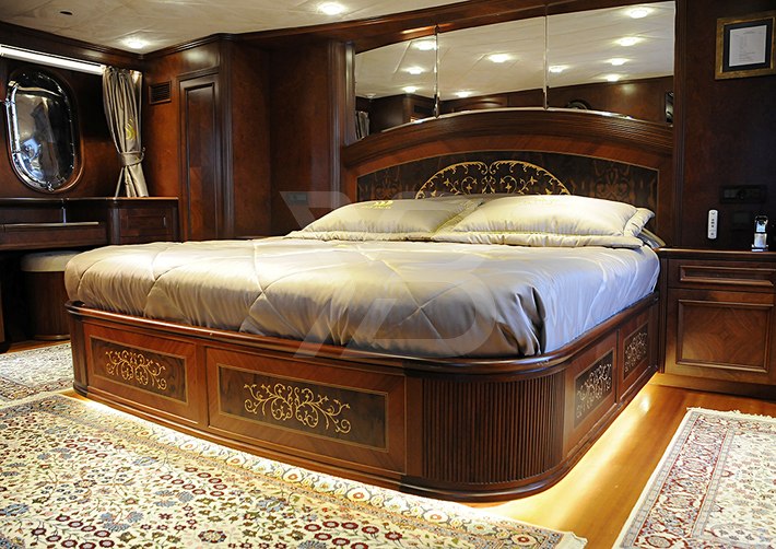 Sea Angel yacht interior 7