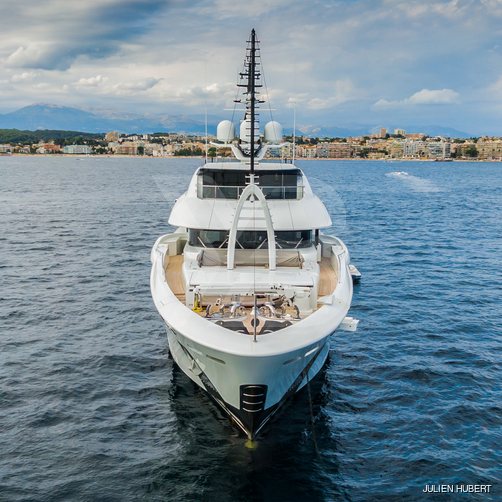 Florentia yacht exterior 27