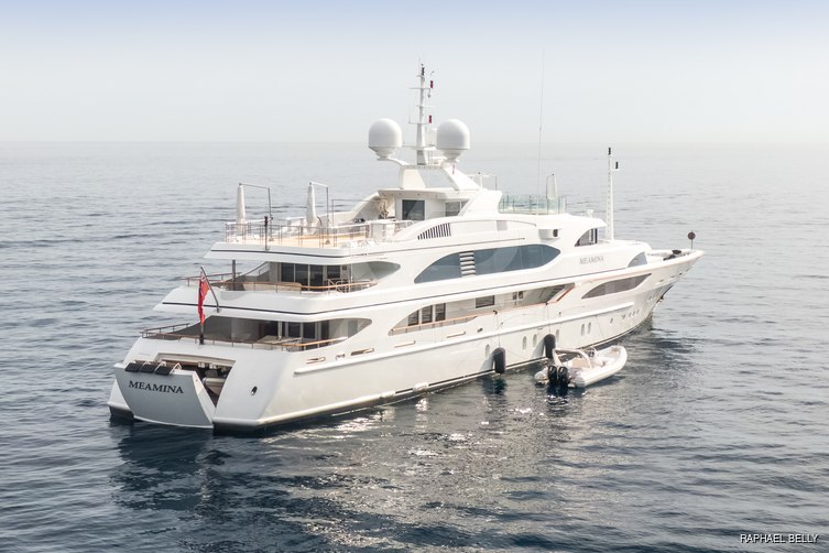 Christina V yacht exterior 6