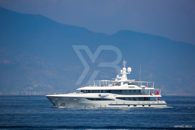 Papa yacht exterior 6