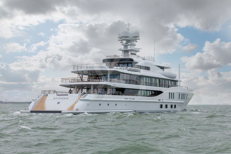 Synthesis yacht exterior 5