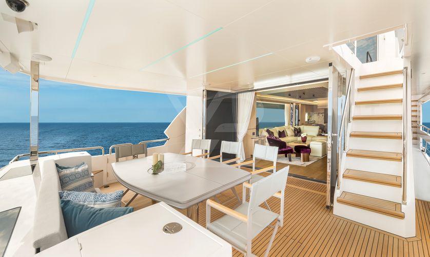 Amethyst yacht interior 43