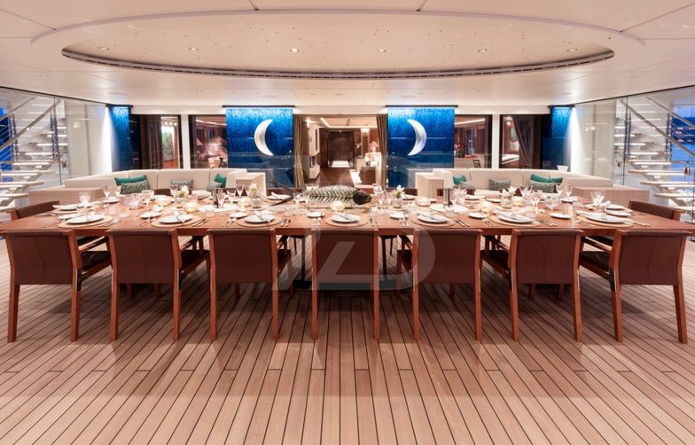 Luna yacht interior 9