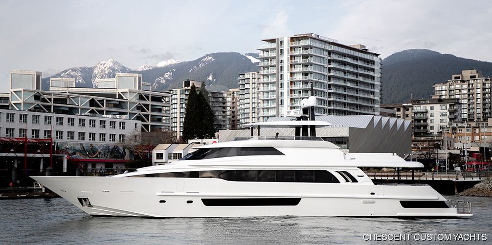 Crescent Lady yacht exterior 6